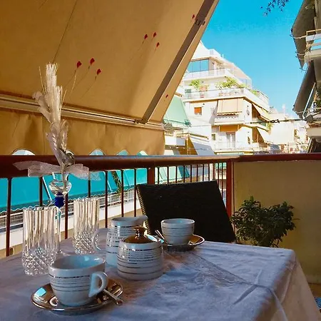 Апартаменты Athens Apartment *